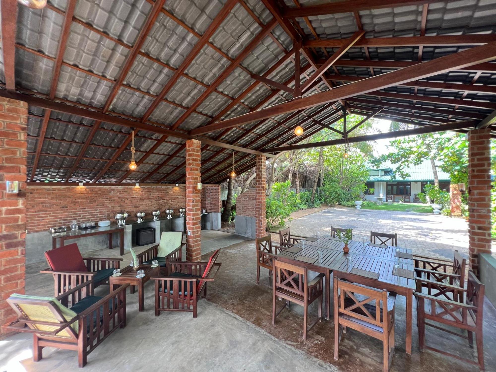Lohas Beach Resort Villa Kalutara Exterior foto