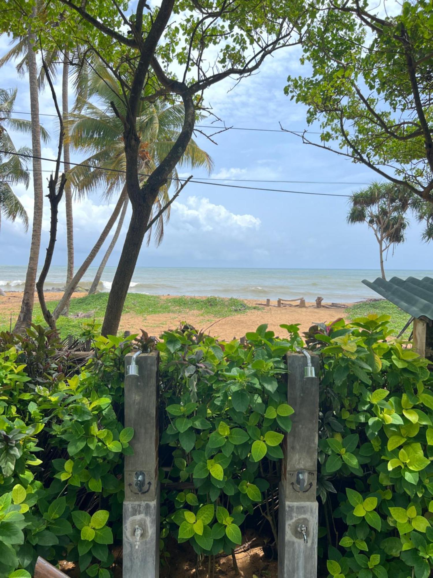 Lohas Beach Resort Villa Kalutara Exterior foto